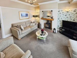 Lounge- click for photo gallery